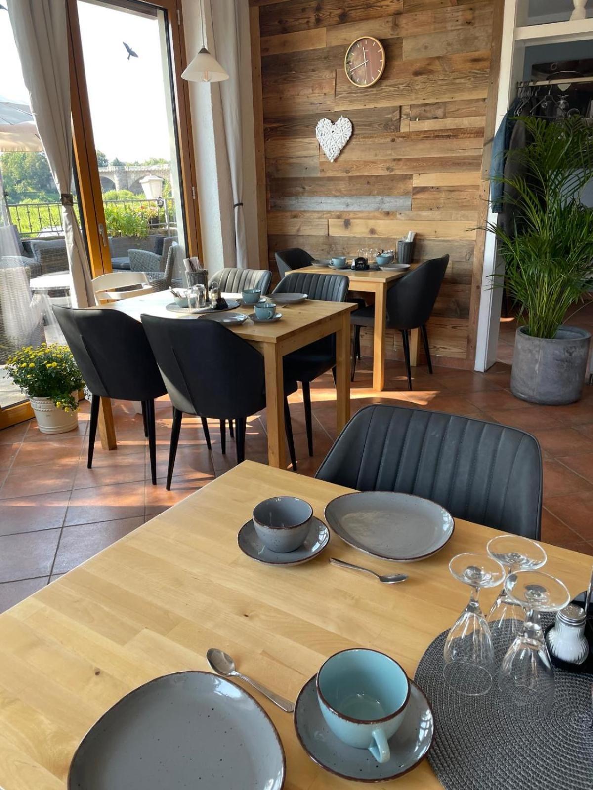 Elbpension & Ferienwohnung Saechsische Schweiz 皮尔纳 外观 照片